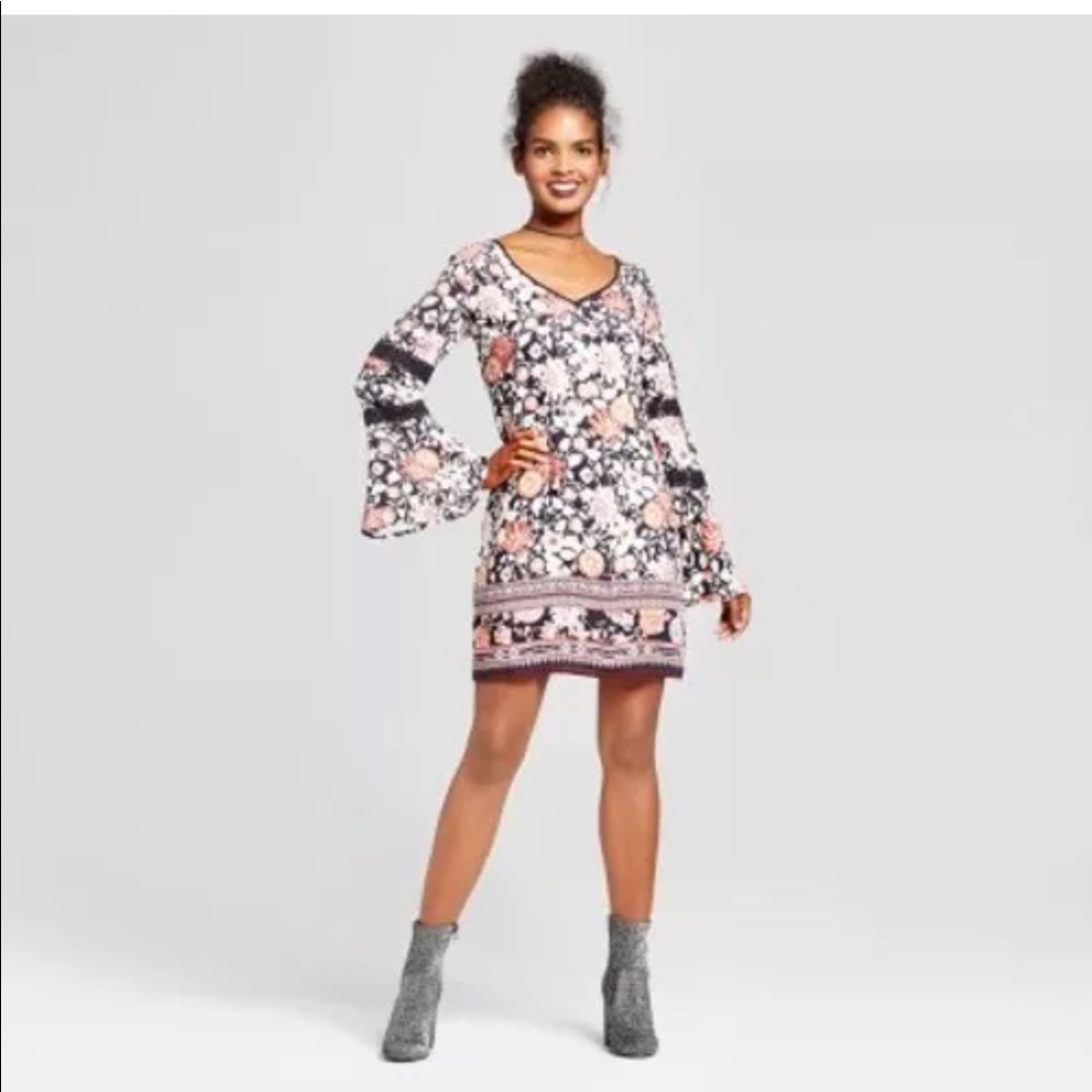 Xhilaration printed floral dress Juniors L NWT